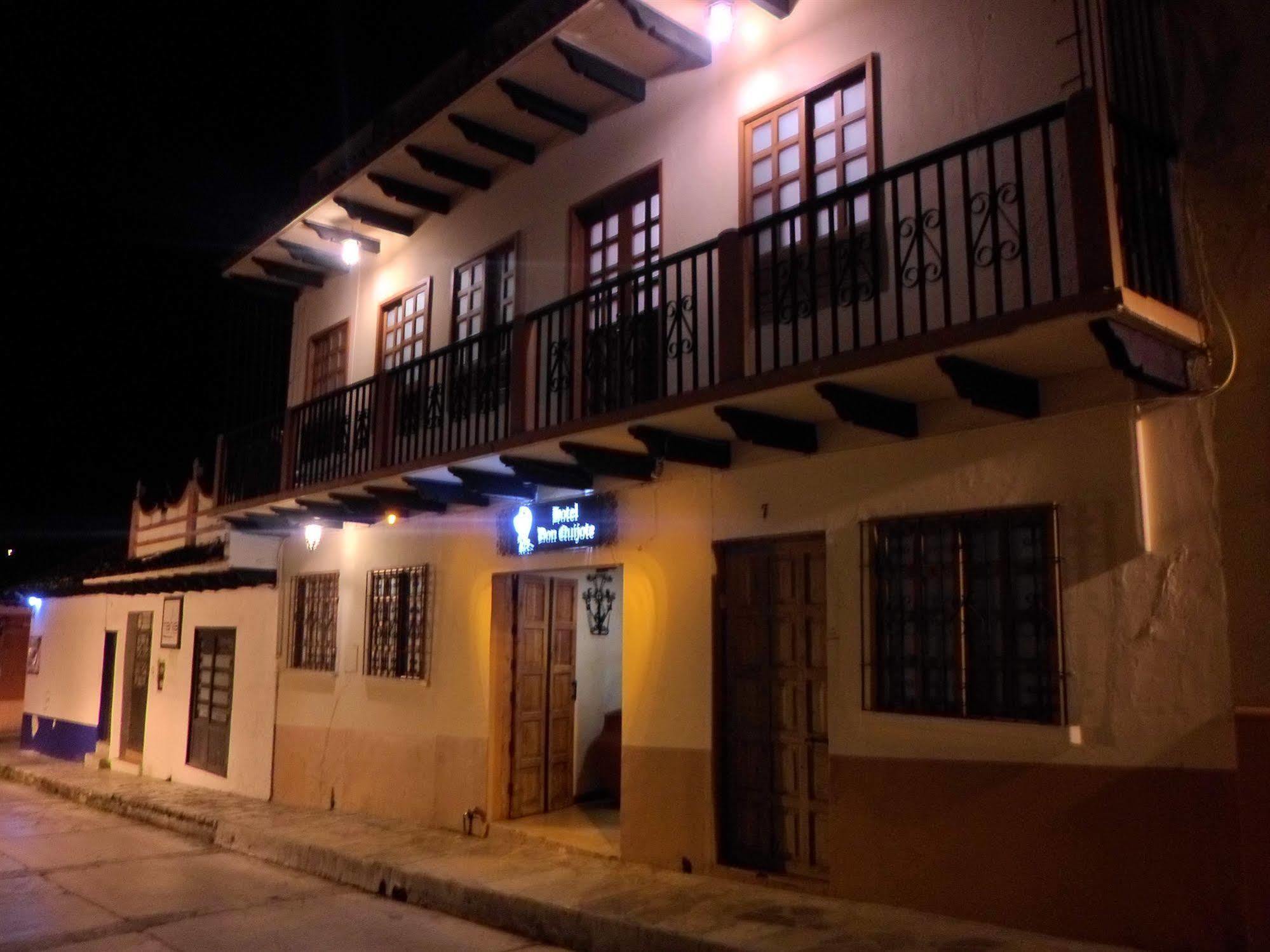 Hotel Don Quijote San Cristóbal de Las Casas Zewnętrze zdjęcie