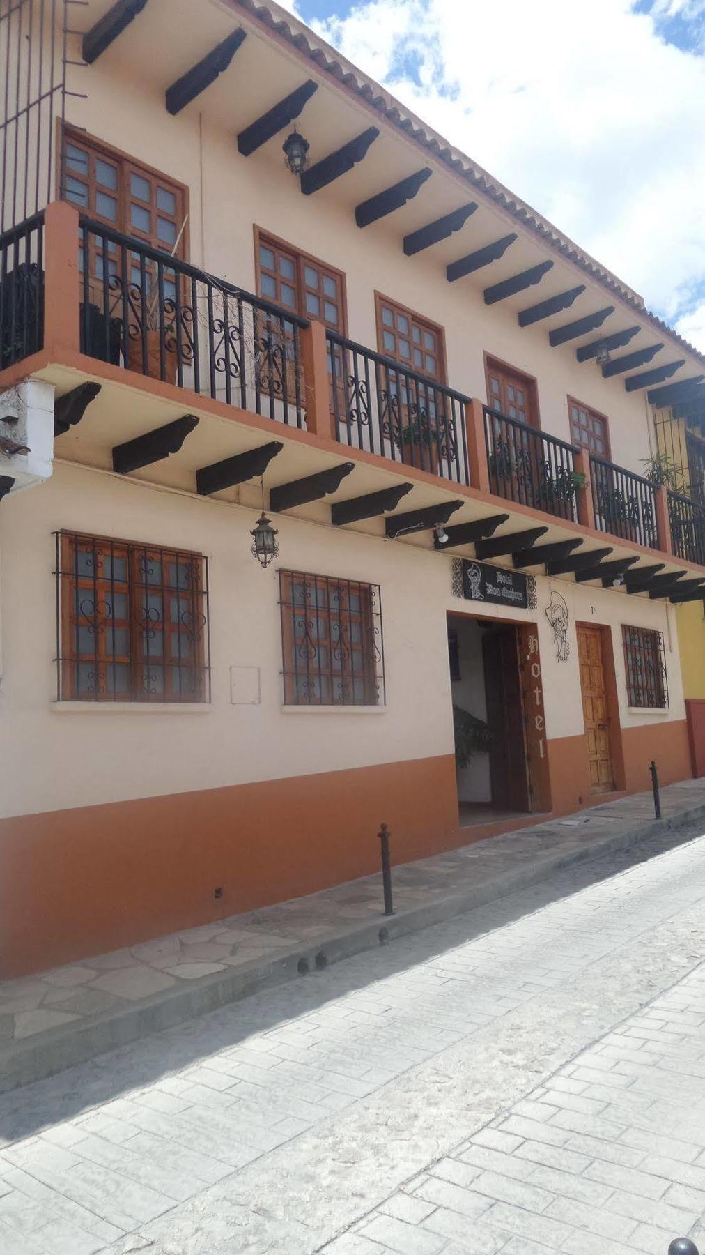 Hotel Don Quijote San Cristóbal de Las Casas Zewnętrze zdjęcie